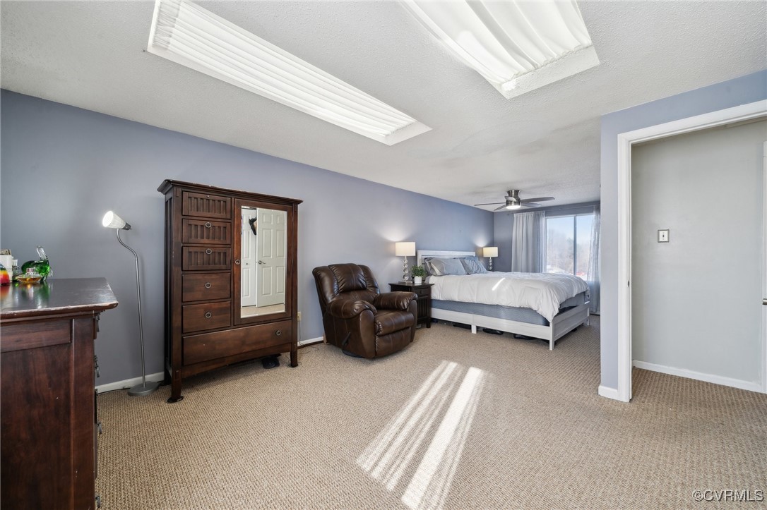 2801 Valley Side Ct