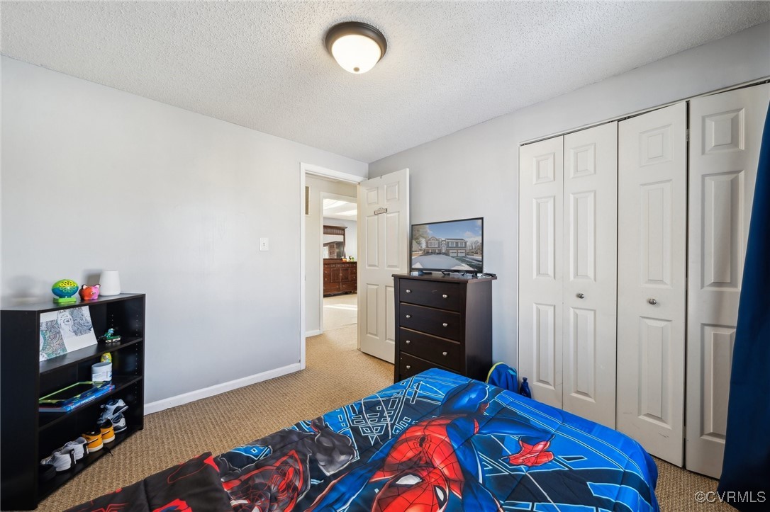 2801 Valley Side Ct