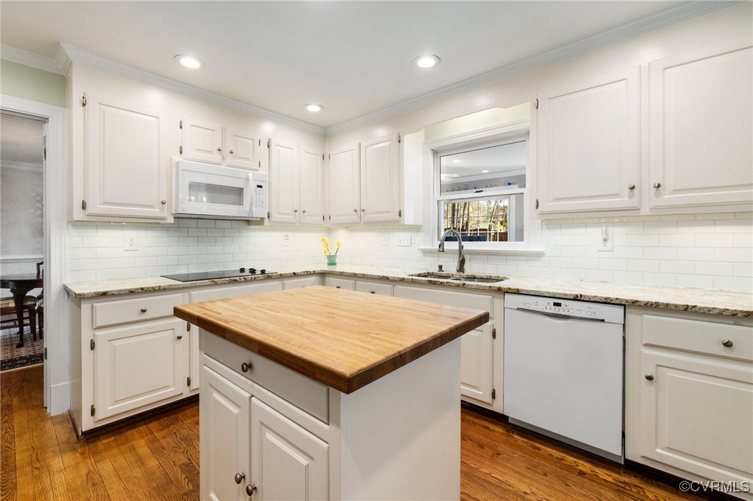 2203 Cardiff Ct