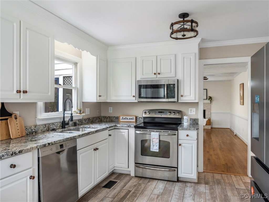 5503 Silver Birch Ln