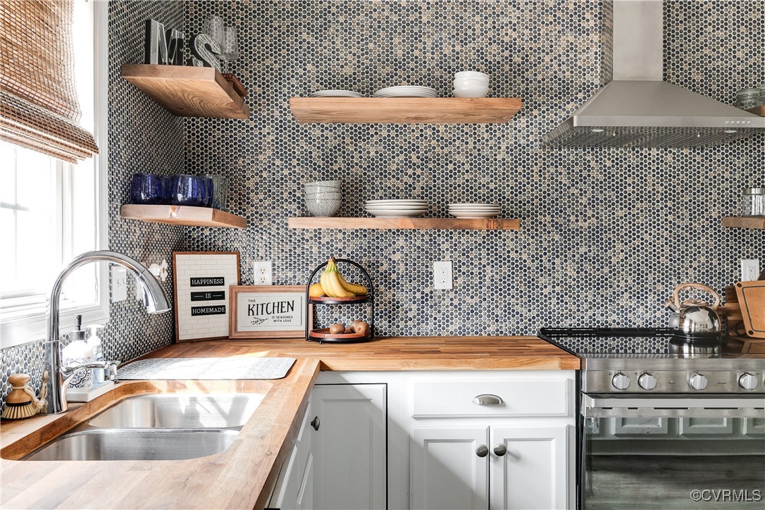 429 Hollybrook Ridge Ln