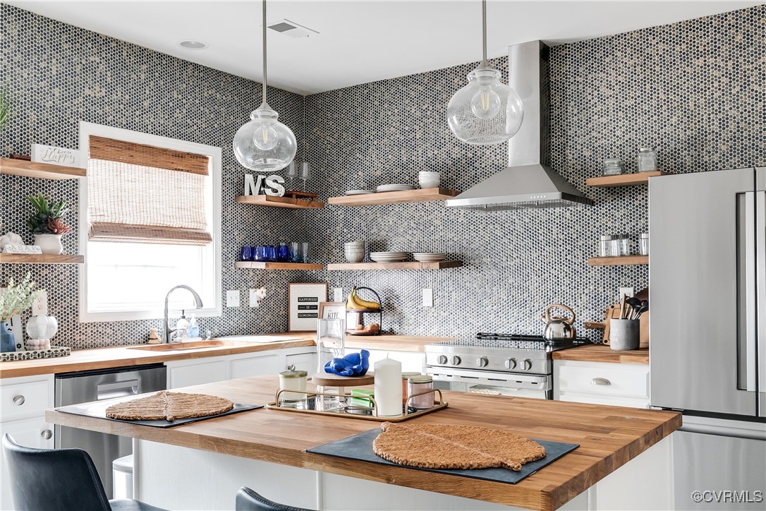 429 Hollybrook Ridge Ln