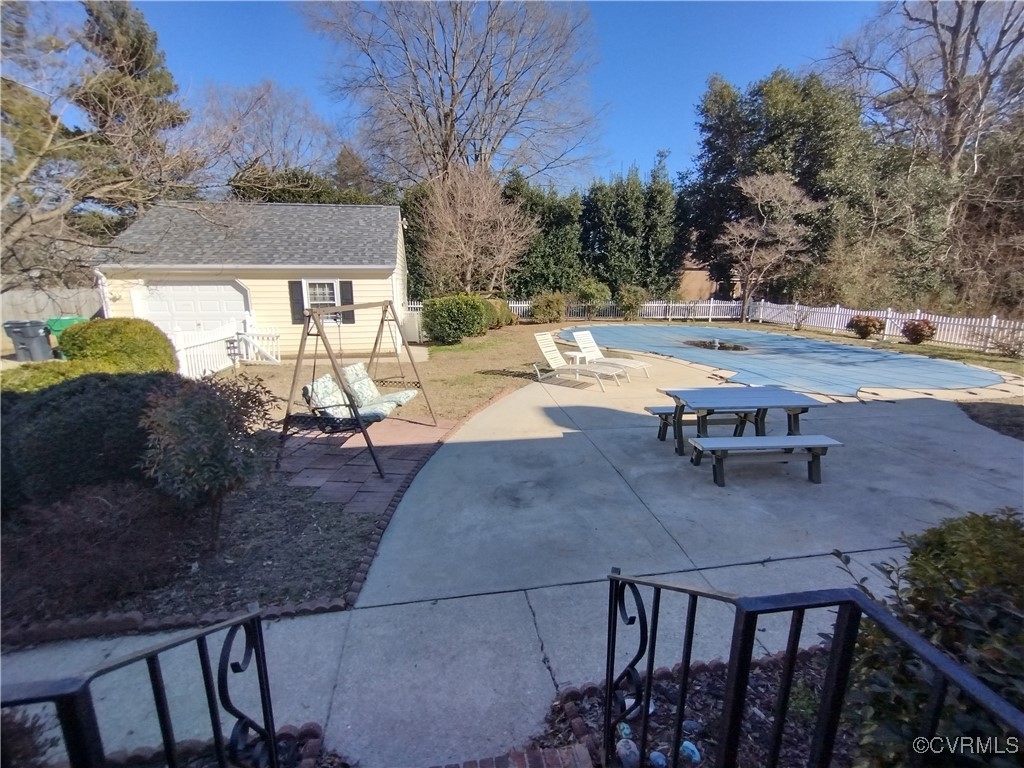 3007 Driftwood Ave