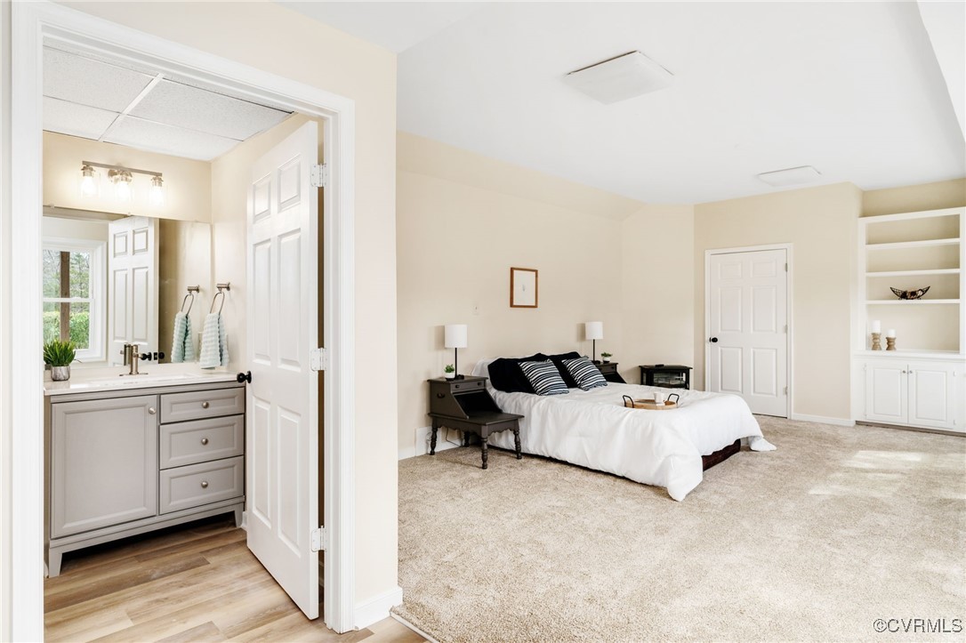 2241 S Providence Rd