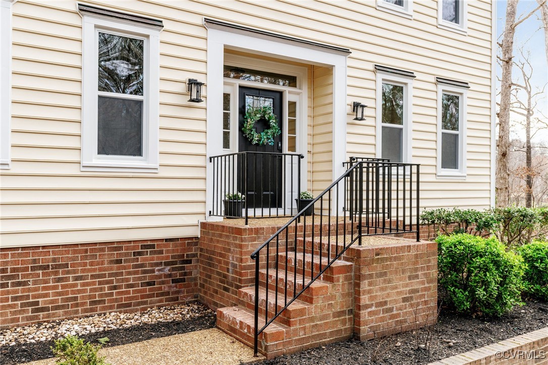 2241 S Providence Rd