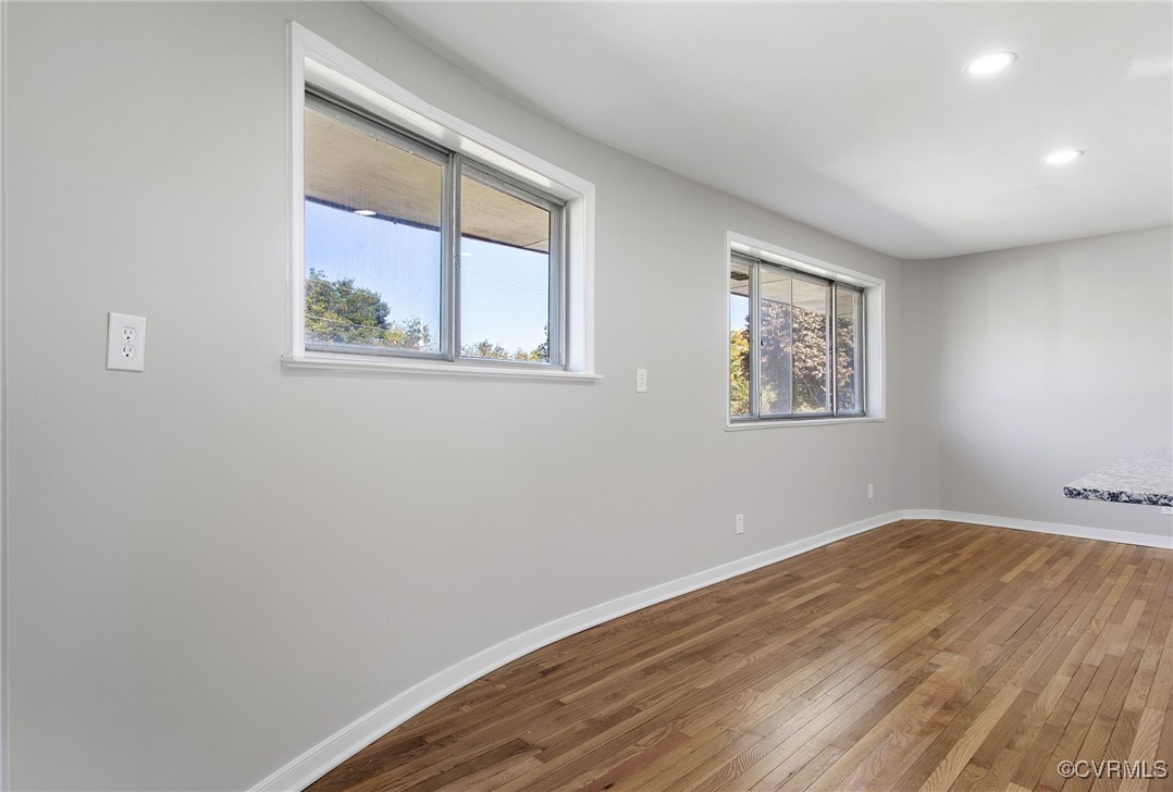 845 Augusta Ave