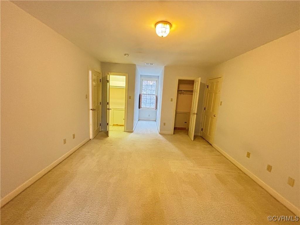 8059 Glenbrook Dr