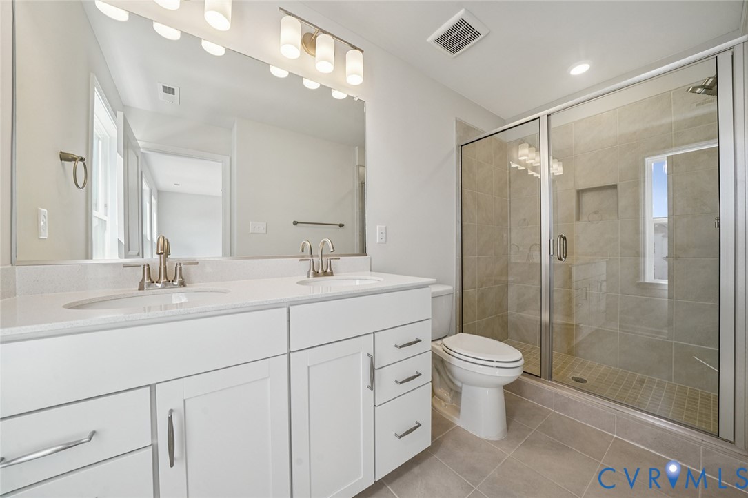 340 Mt McCauley Way