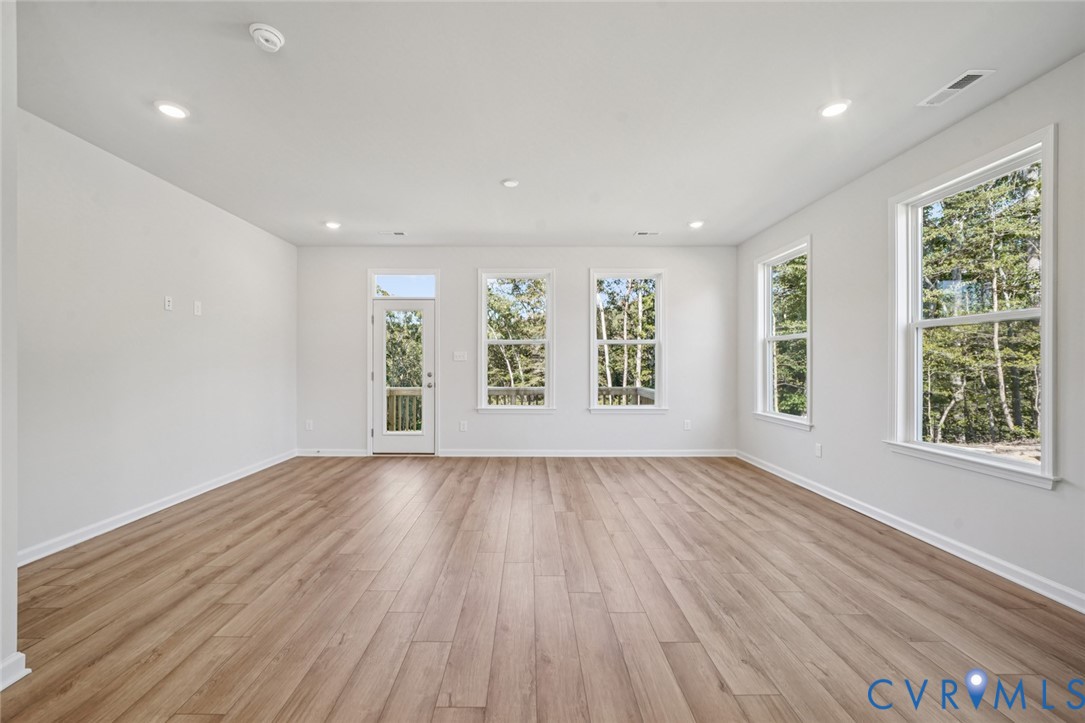 340 Mt McCauley Way