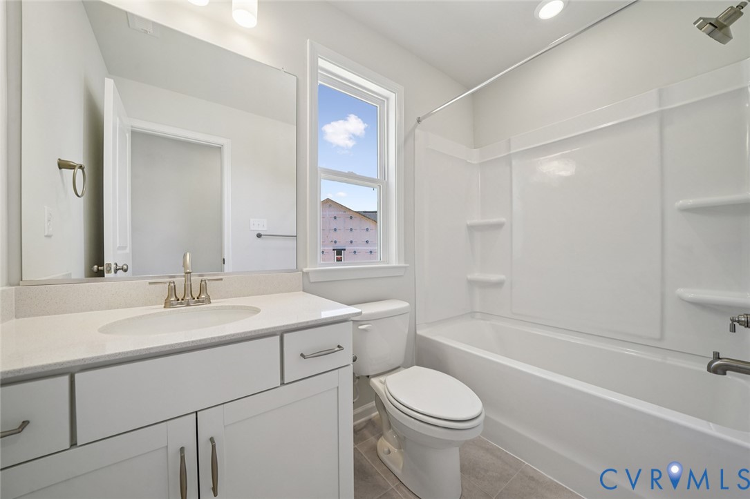 340 Mt McCauley Way