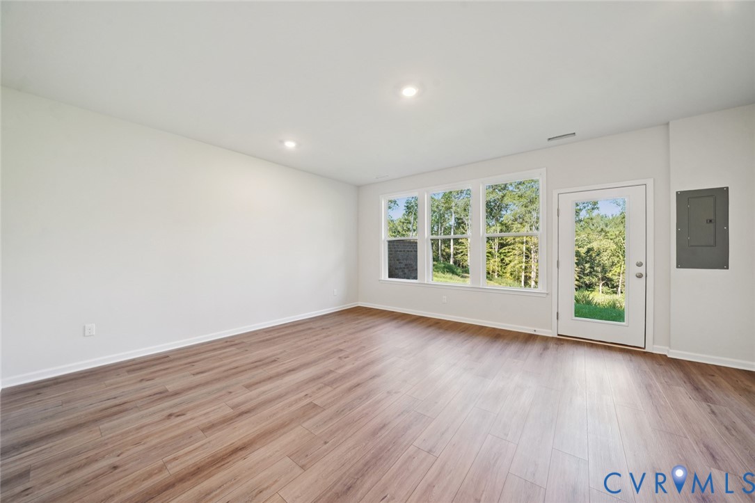 348 Mt McCauley Way