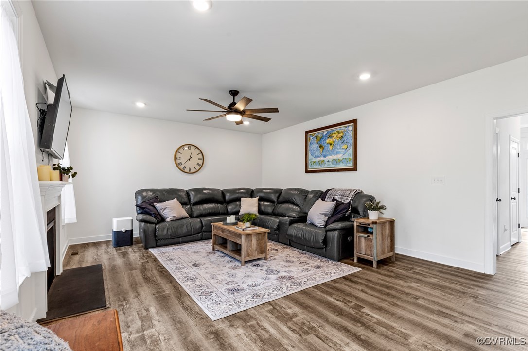 10537 Beachcrest Ct
