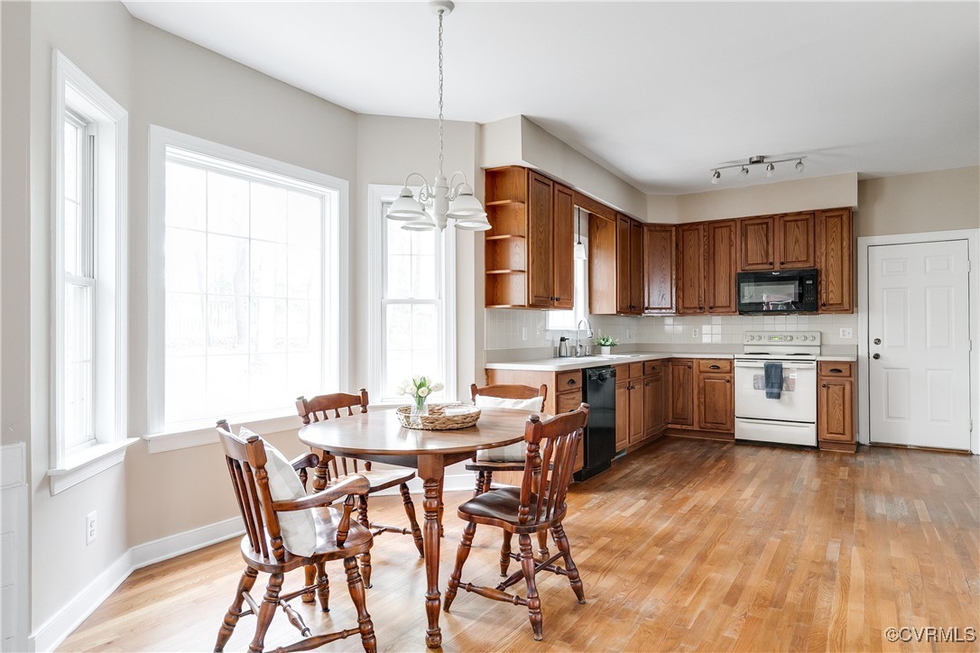 8318 Ellerson Green Pl