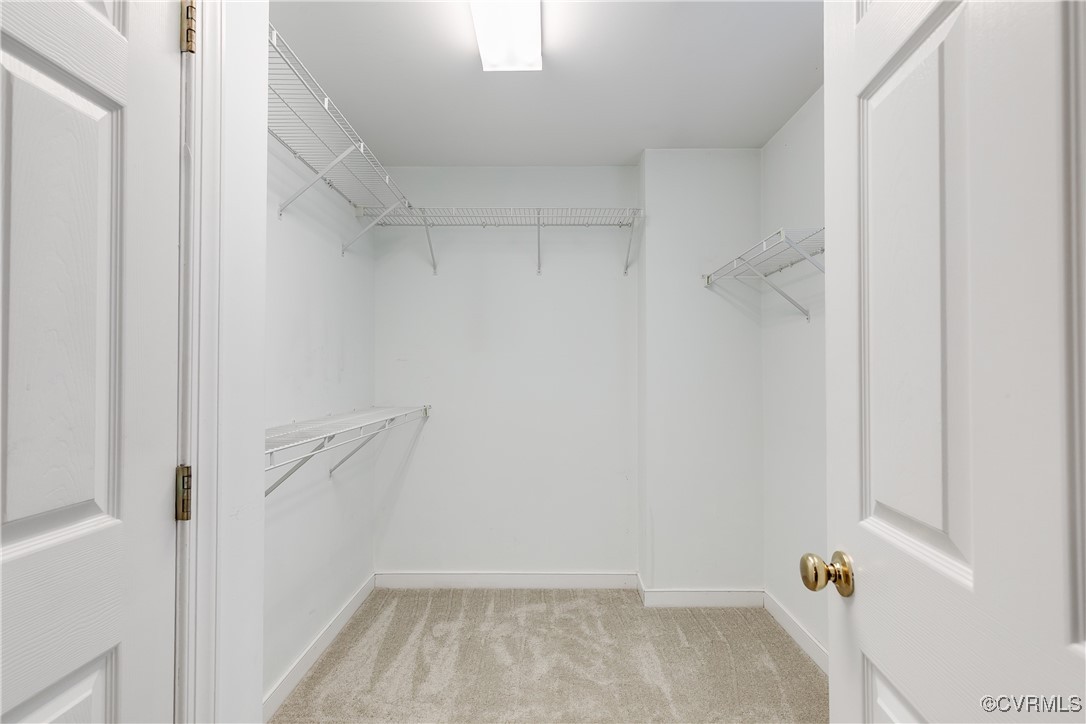 8318 Ellerson Green Pl