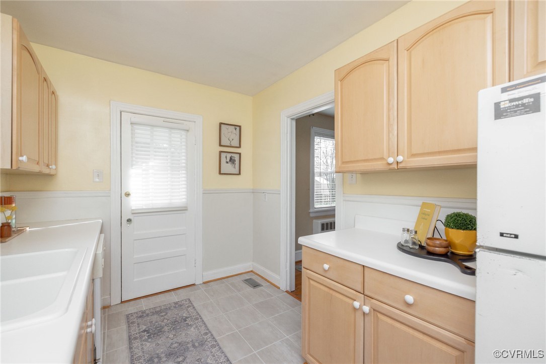 2317 Kenmore Rd