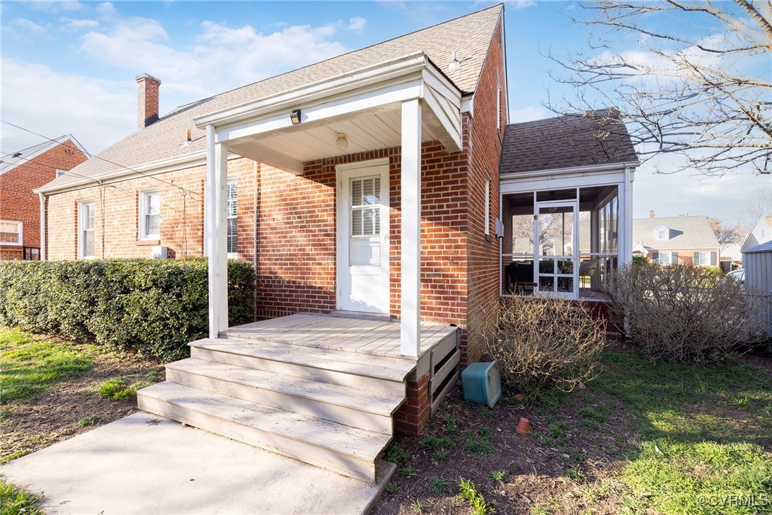 2317 Kenmore Rd