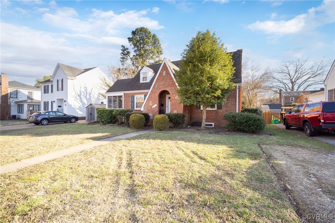 2317 Kenmore Rd