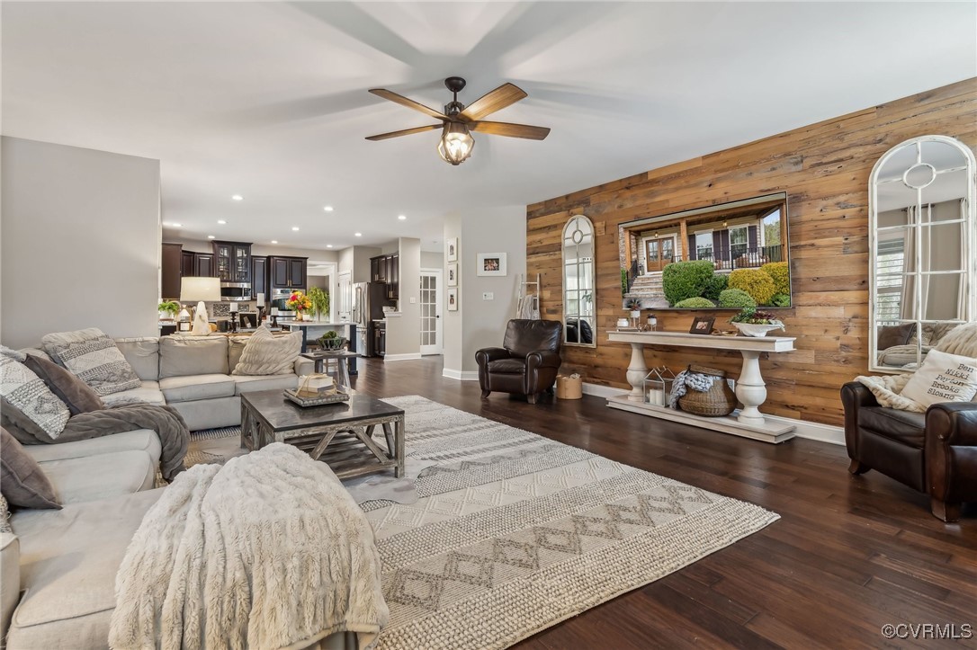 16706 Hampton Farms Ct
