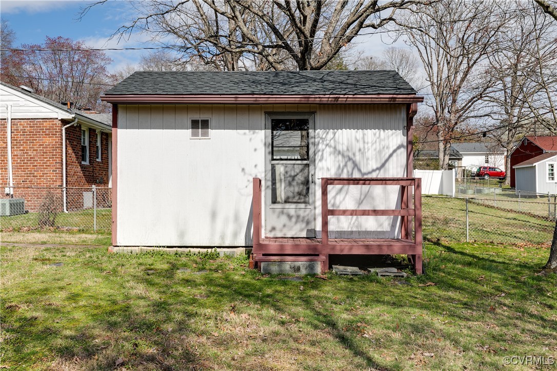 2207 Sommie Ln
