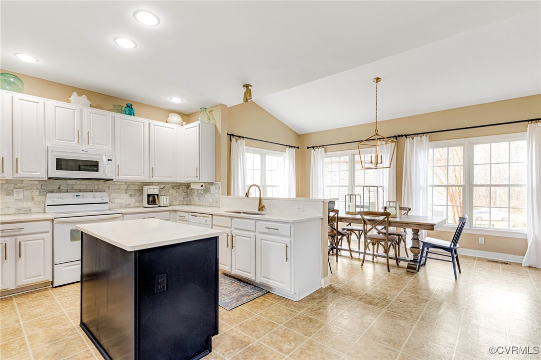 9087 Haversack Ln