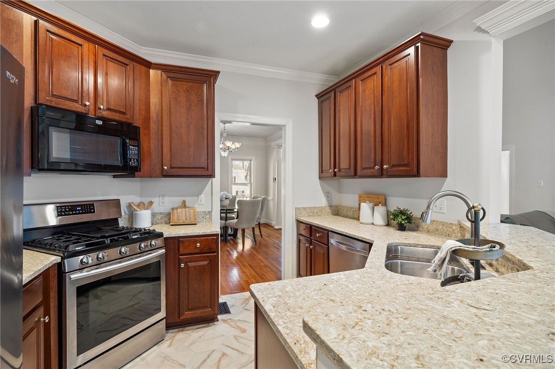 5519 Devonshire Ct