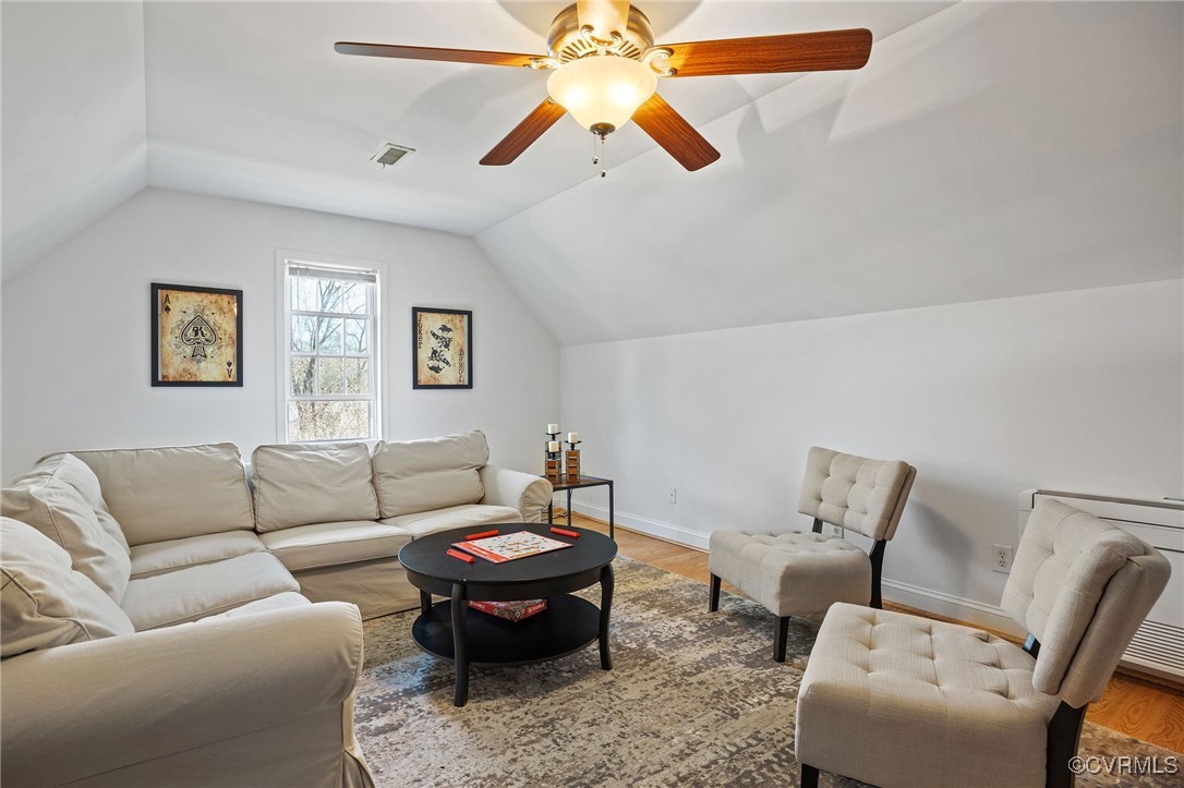 5519 Devonshire Ct