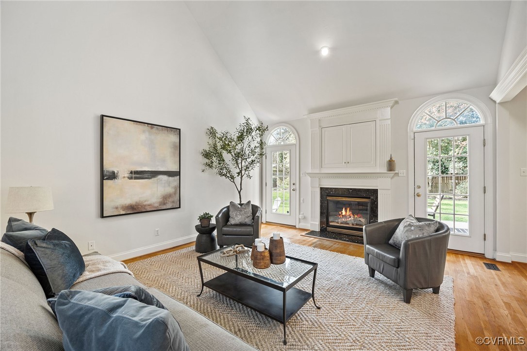 5519 Devonshire Ct