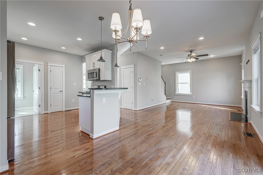 2104 Greenwood Ave
