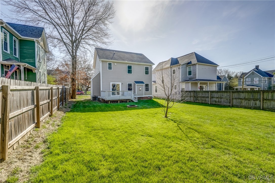 2104 Greenwood Ave