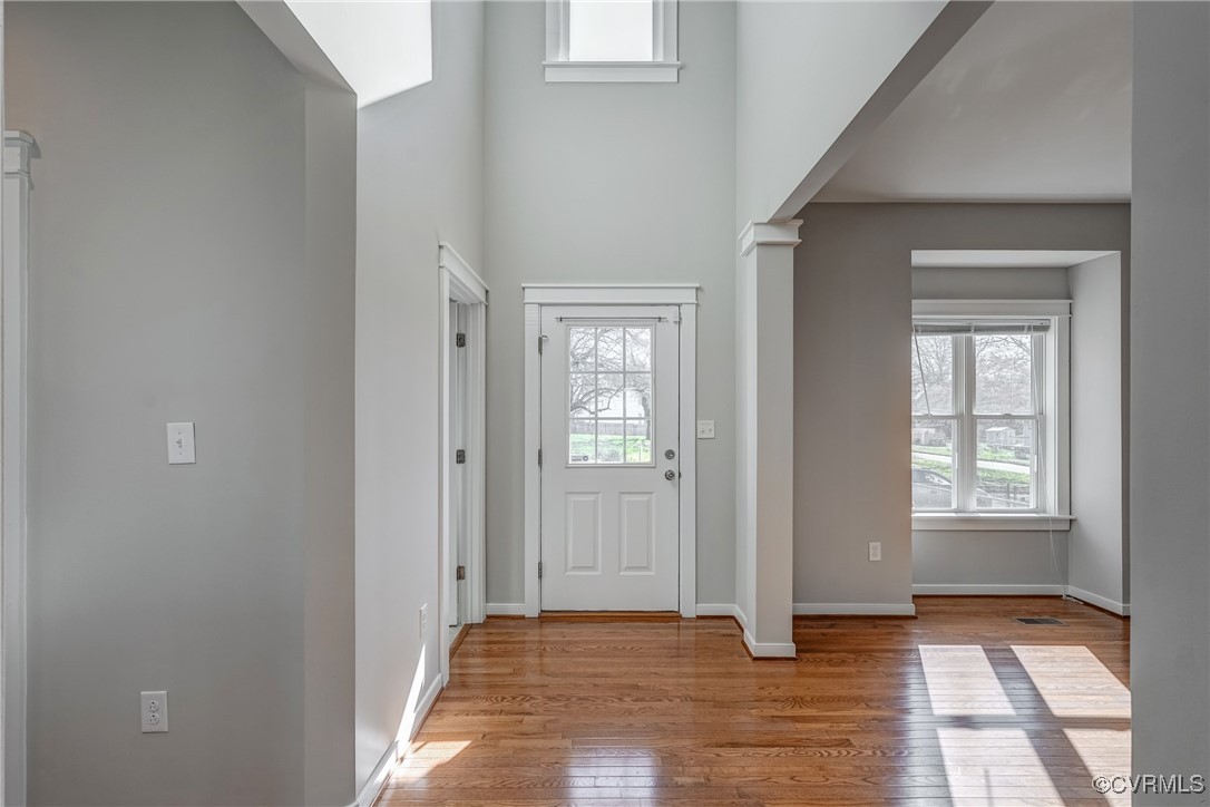 2104 Greenwood Ave