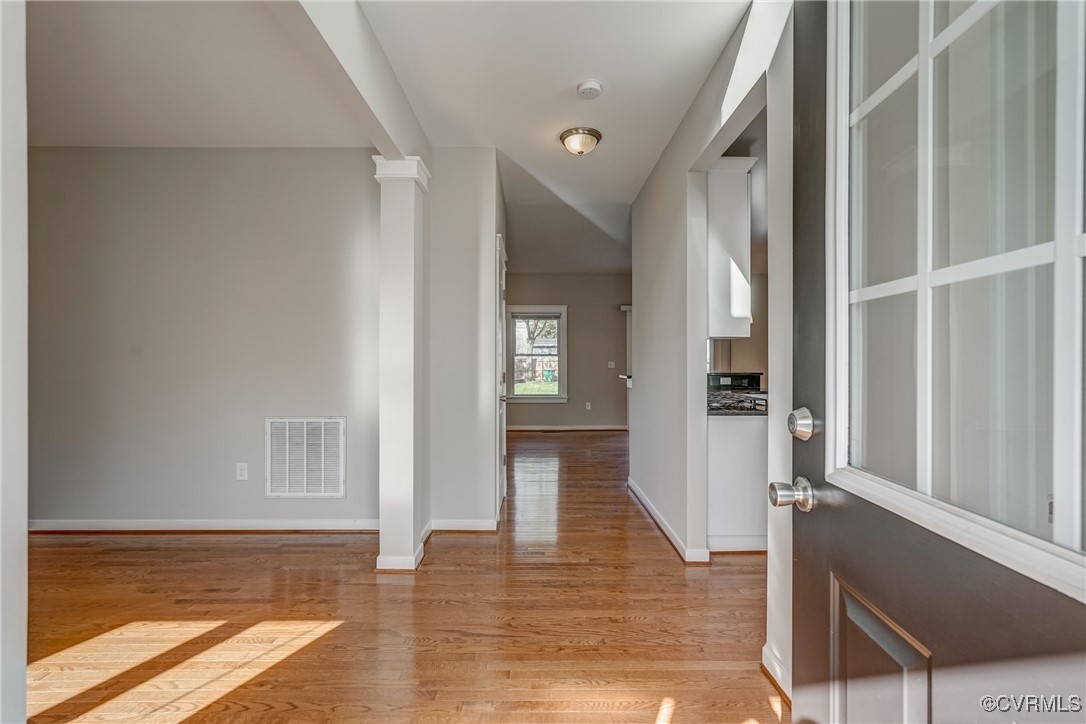 2104 Greenwood Ave