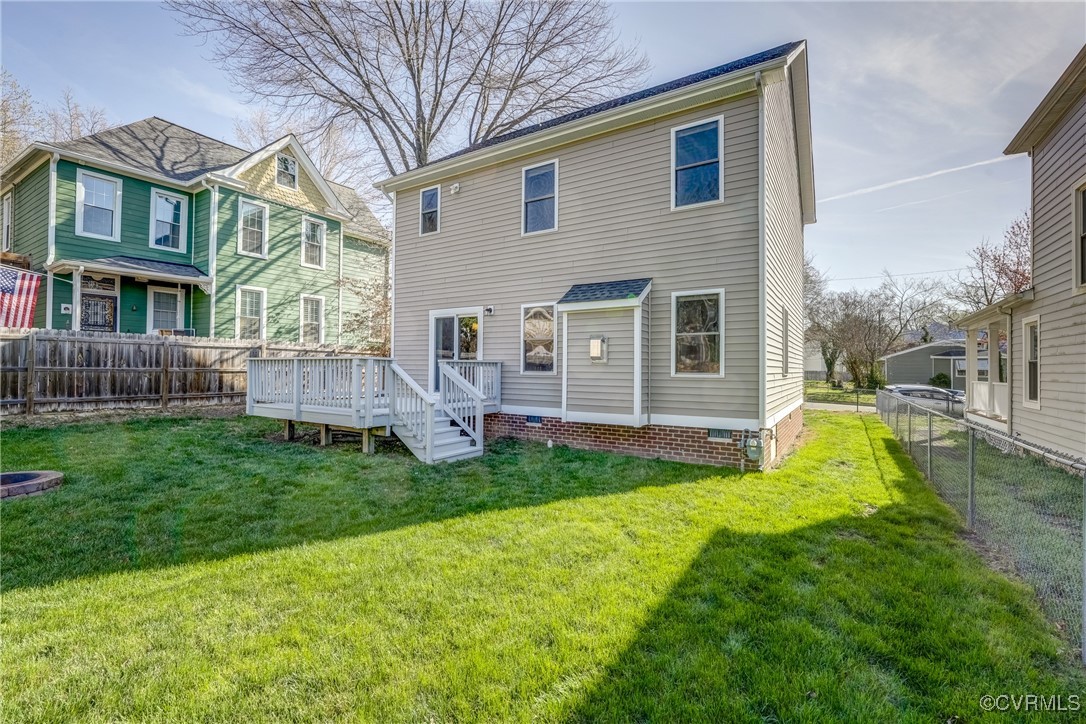 2104 Greenwood Ave