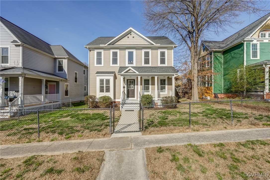 2104 Greenwood Ave