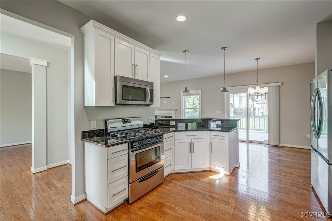 2104 Greenwood Ave