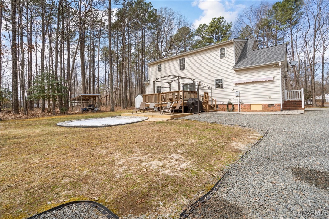 89 Forest Ln