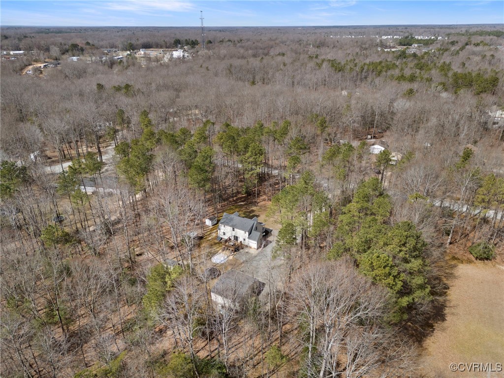 89 Forest Ln