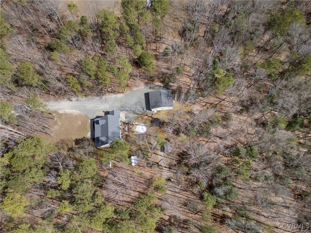 89 Forest Ln