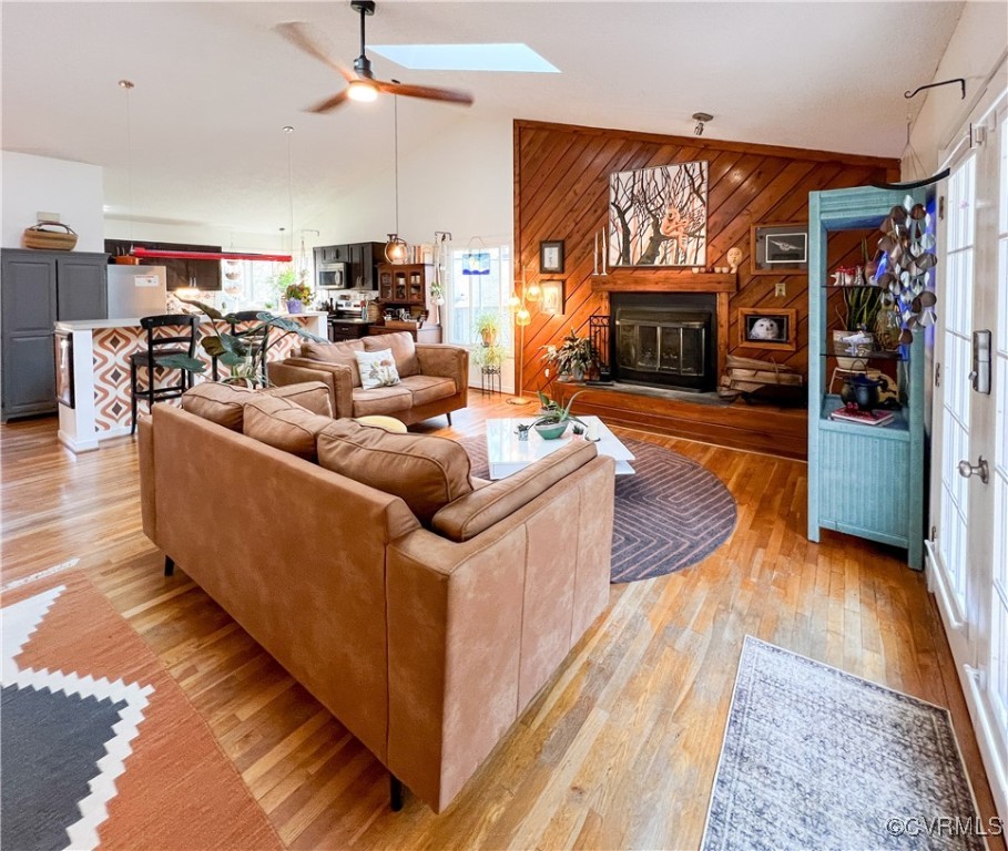 9403 Sir Barry Dr