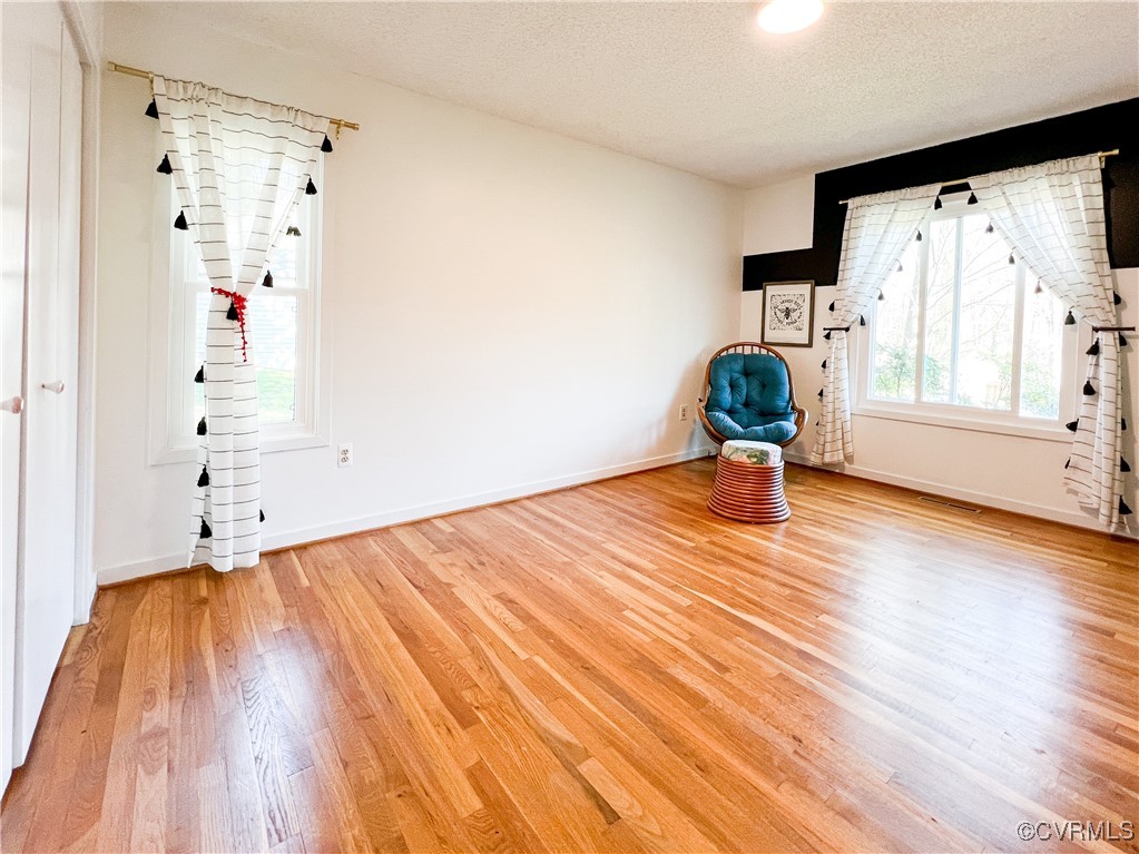 9403 Sir Barry Dr