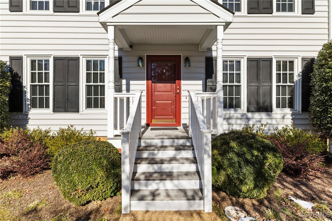 13606 Danbury Dr