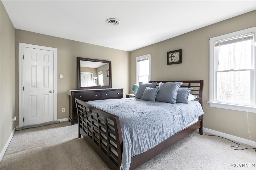 14205 Long Hill Rd