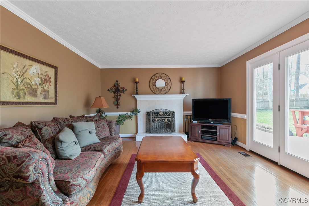 14205 Long Hill Rd