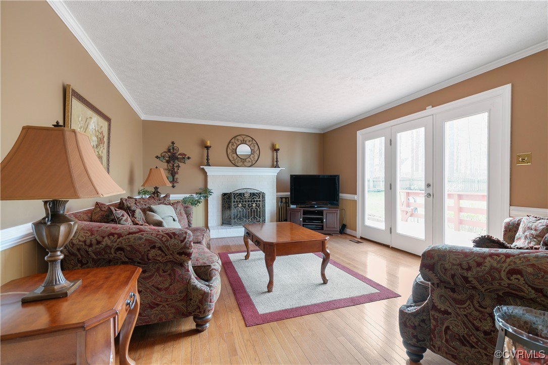 14205 Long Hill Rd