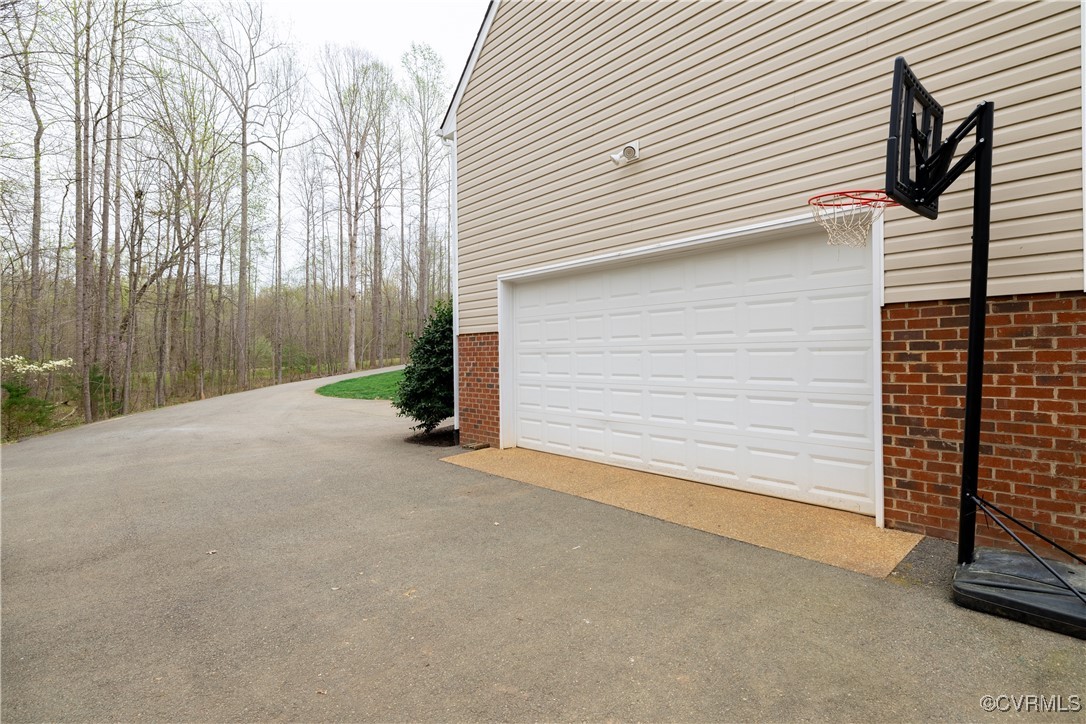 1635 Dorset Meadows Ln