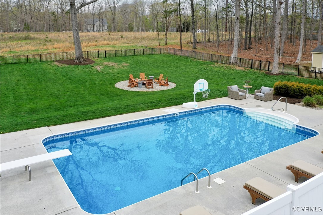 3159 Shadow Creek Dr