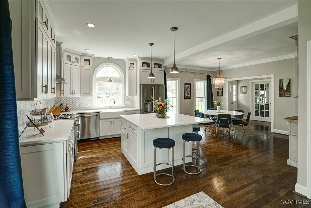 3159 Shadow Creek Dr