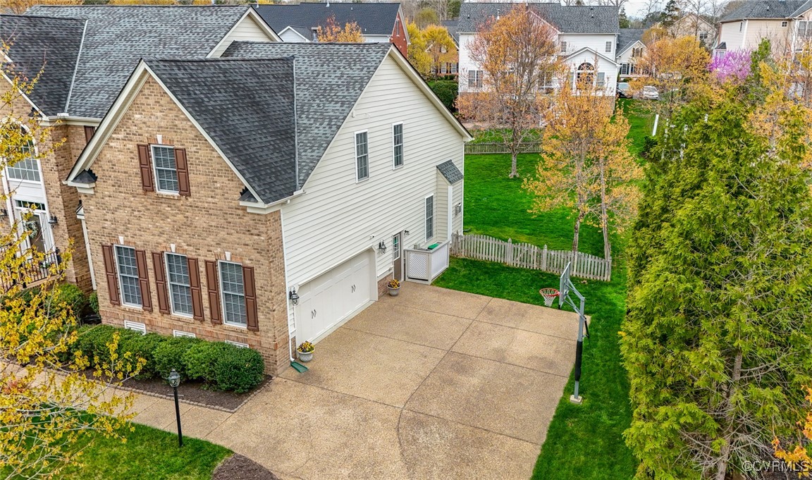 6212 Epaulet Ct