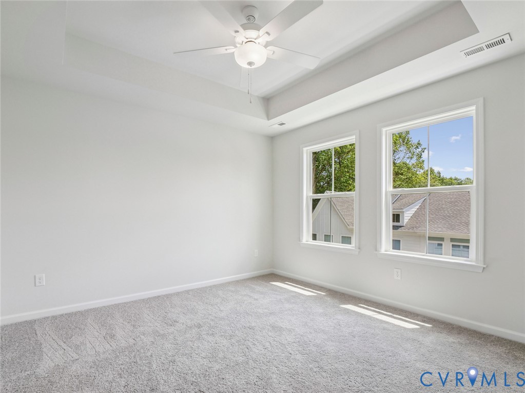 107 Avenda Ln