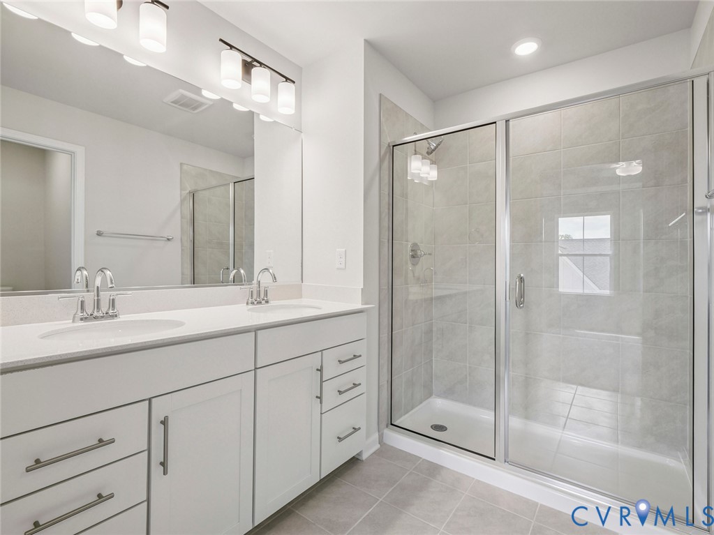 107 Avenda Ln