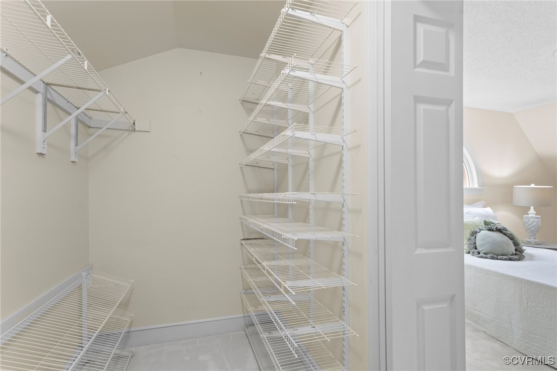 6007 Country Walk Rd